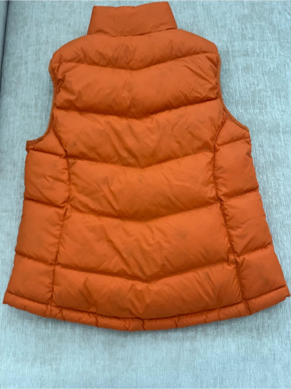 LL Bean Goose Down Puffer Vest. - Picture 5 of 14